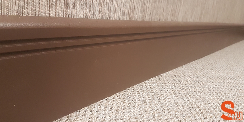 brown modern skirting board