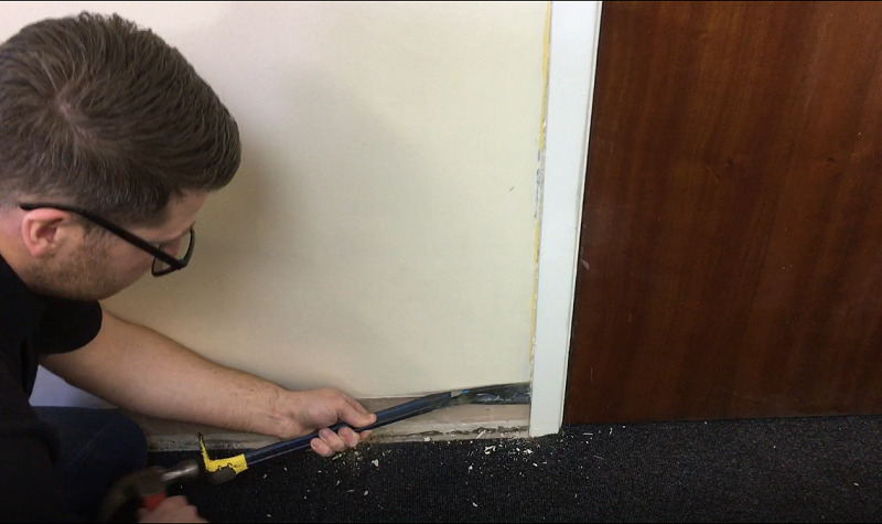 removing the architrave