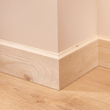 Edge 2 Oak Skirting Board
