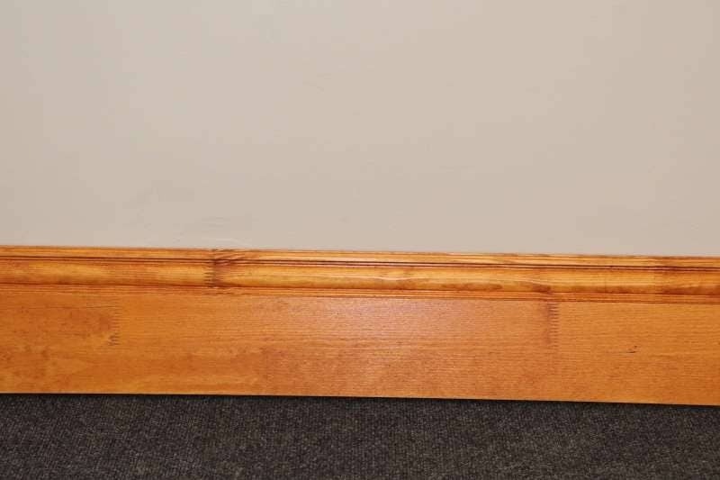 Finger joint pine skirting board